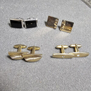 Lot Of 4 Cufflink Sets Foster, Swank, Anson 3 Gold Tone 1 Silver Tone with black
